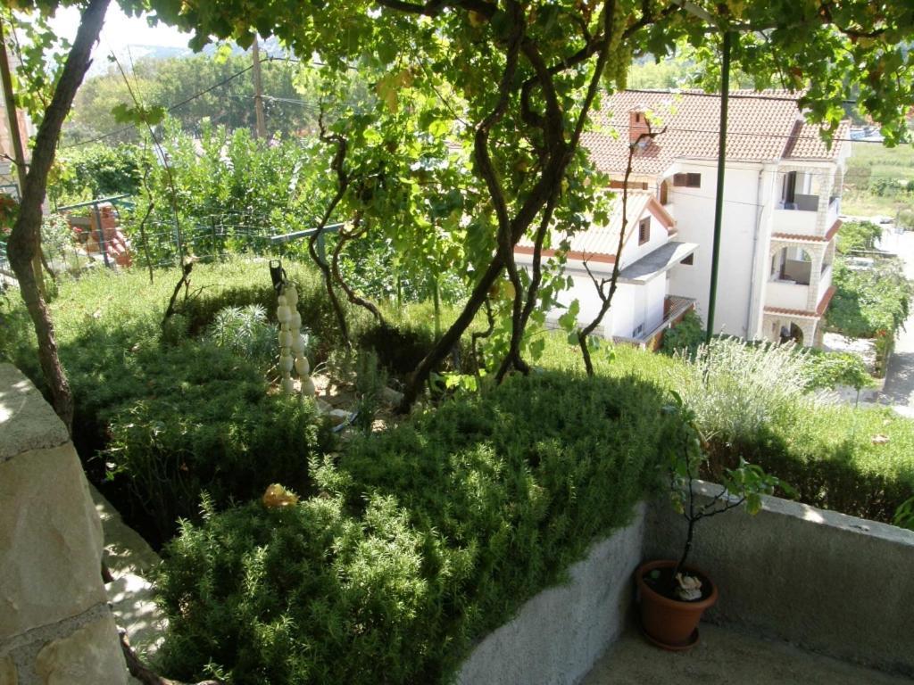 Holiday Home Lopar Exterior photo