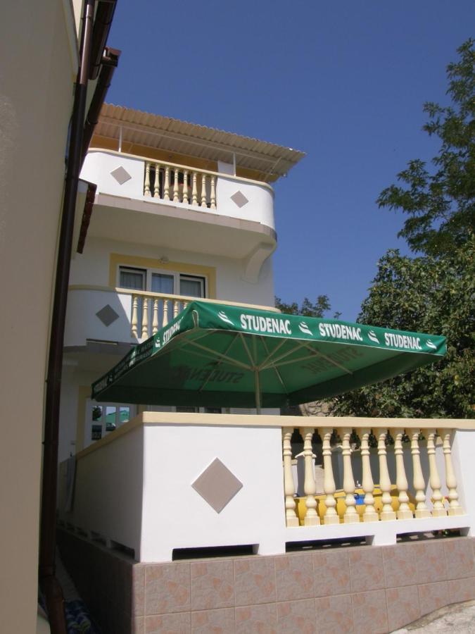Holiday Home Lopar Exterior photo