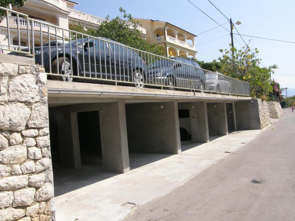 Holiday Home Lopar Exterior photo